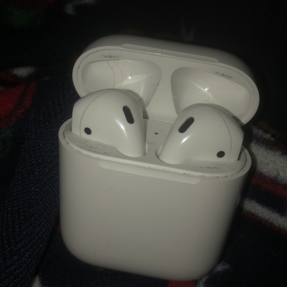 Apple AirPods